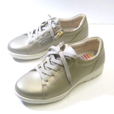 【美品】ヨネックス パワークッション スニーカー