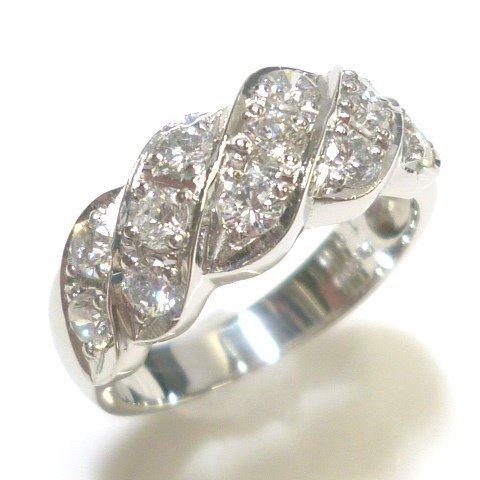 【新品仕上済】Pt900 ダイヤ1.0ct プラチナリング