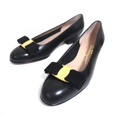【美品】Salvatore Ferragamo ヴァラリボン パンプス 5C