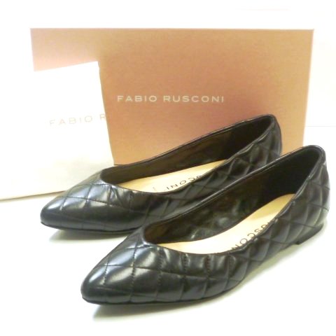 【美品】FABIO RUSCONI ポインテッドトウ キルティングパンプス 黒